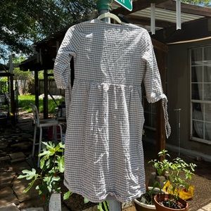 Rollee woman’s casual gray grid dress XS